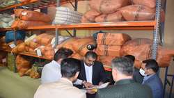 بازدید بازرس‌کل استان کهگیلویه و بویراحمد از اداره کل جمع آوری و فروش اموال تملیکی/ کالاهای متروکه و قاچاق هر چه سریعتر تعیین تکلیف شود